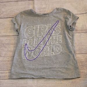 Nike Girls Gray T-Shirt with Purple Accents